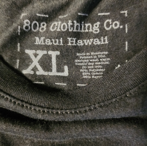 💥Sale💥808 Clothing Co. Maui Hawaii Unisex T-Shirt - Picture 2 of 3